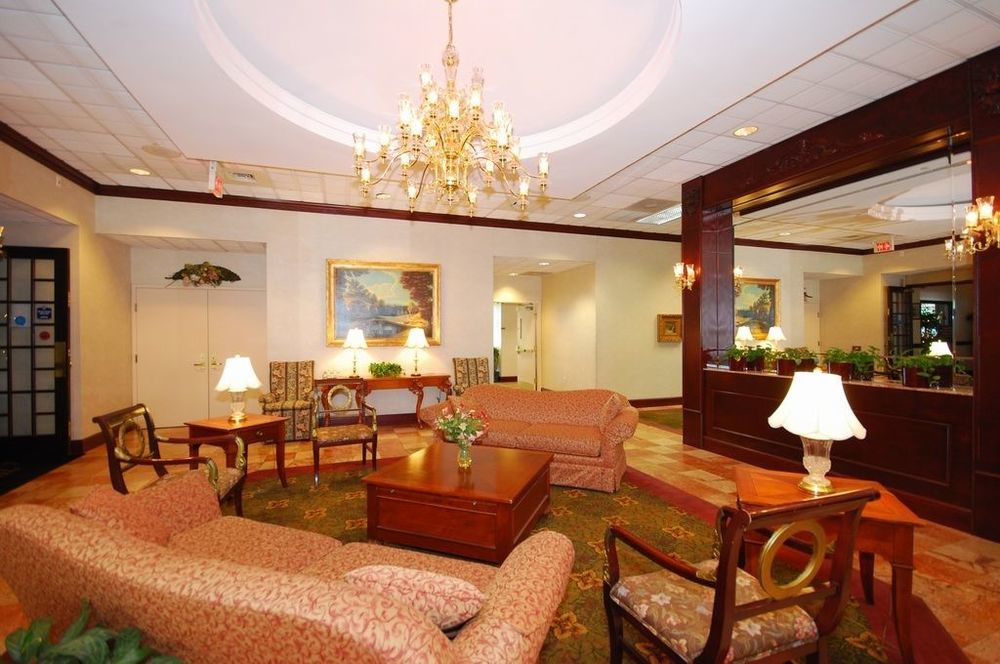 Clarion Hotel & Suites University-Shippensburg Interiør billede