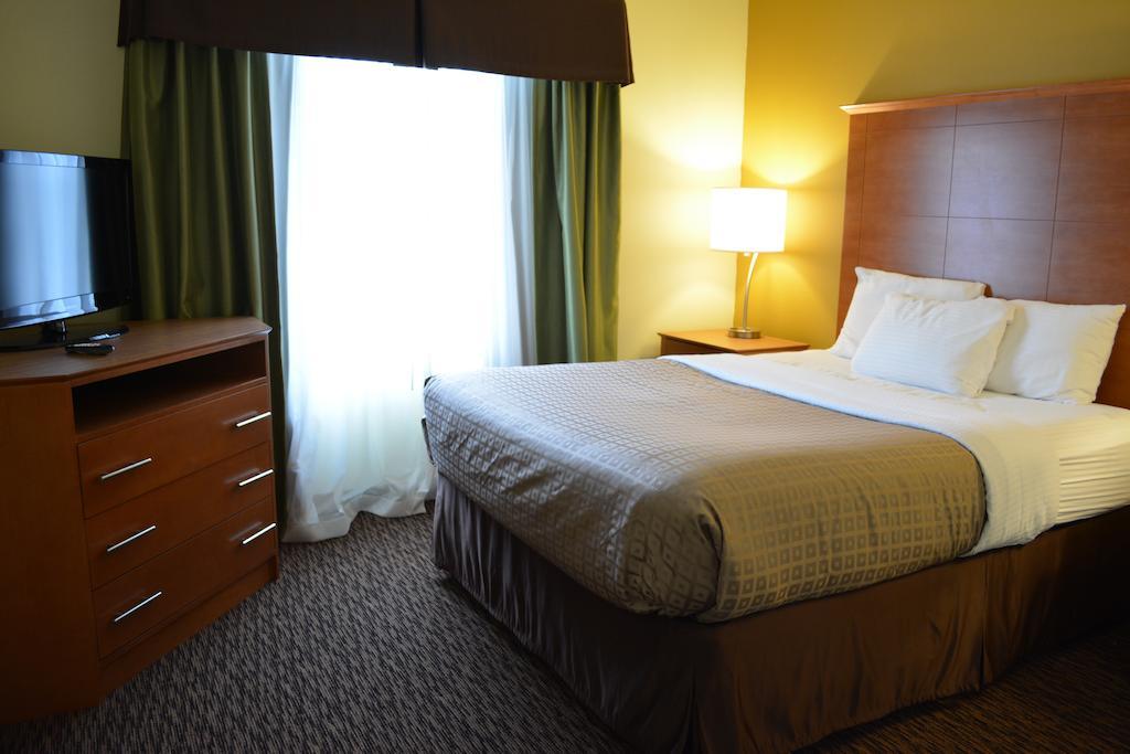 Clarion Hotel & Suites University-Shippensburg Eksteriør billede
